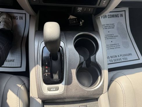 Used 2018 Honda Pilot EX-L image 17