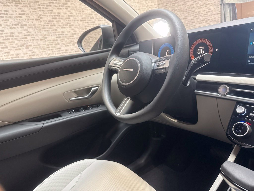 New 2026 Hyundai Tucson SEL Plus FWD image 18