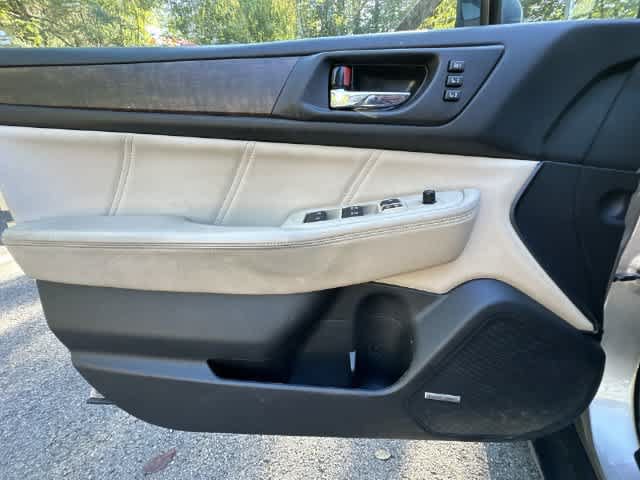Used 2018 Subaru Outback 2.5i Limited AWD/4WD image 17