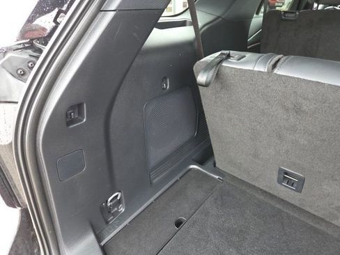 Certified 2025 Ford Explorer ST image 8