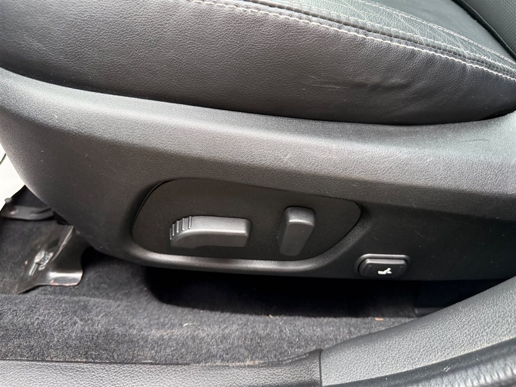 Used 2018 Subaru Forester 2.5i Limited AWD/4WD image 8