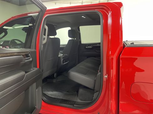 Used 2024 GMC Sierra 1500 Elevation image 13