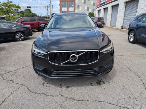 Used 2018 Volvo XC60 T5 Momentum w/ Convenience Package image 3