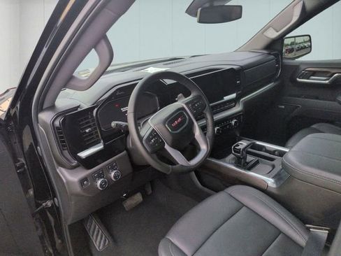 Used 2025 GMC Sierra 1500 SLT w/ SLT Premium Plus Package AWD/4WD image 11