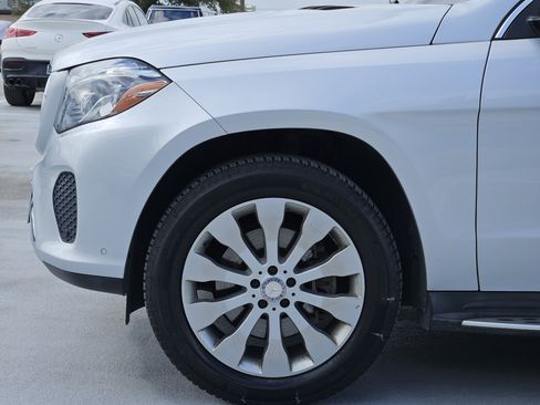 Used 2017 Mercedes-Benz GLS 450 4MATIC image 10
