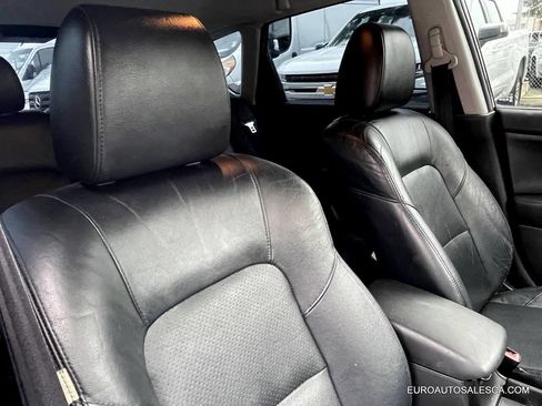 Used 2004 MAZDA MAZDA3 s image 23