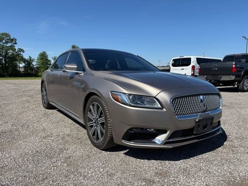 Used 2018 Lincoln Continental Reserve w/ Technology Package AWD/4WD image 3