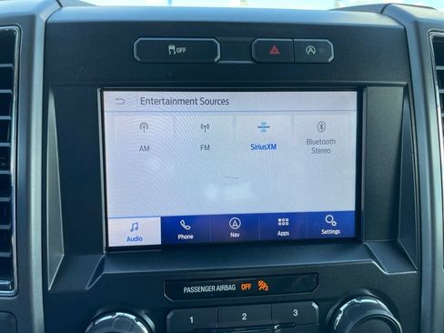 Used 2020 Ford F150 XLT w/ Equipment Group 302A Luxury AWD/4WD image 15