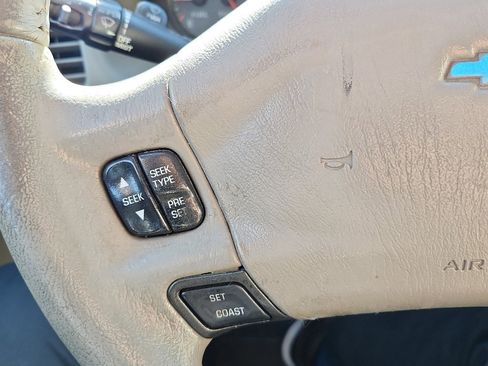 Used 2001 Chevrolet Impala LS w/ Preferred Equipment Group image 14