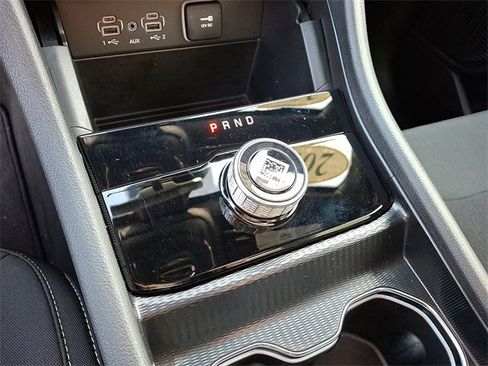 Used 2025 Jeep Grand Cherokee Laredo X image 12