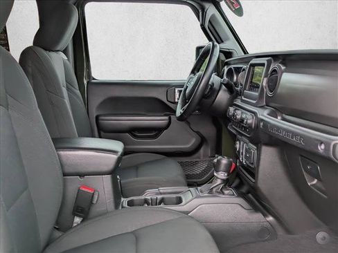 Used 2021 Jeep Wrangler Sport AWD/4WD image 22