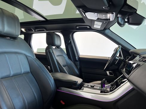 Used 2020 Land Rover Range Rover Sport HSE Dynamic image 23