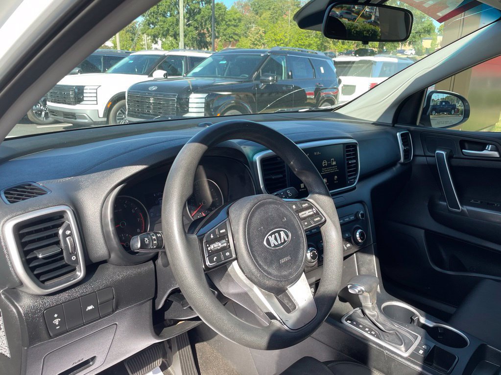 Used 2022 Kia Sportage LX FWD image 10