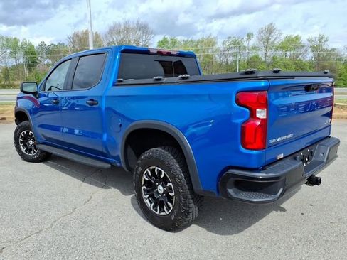 Used 2023 Chevrolet Silverado 1500 ZR2 w/ Technology Package AWD/4WD image 18