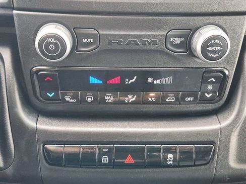 Used 2025 RAM ProMaster 2500 w/ Convenience Group FWD image 20