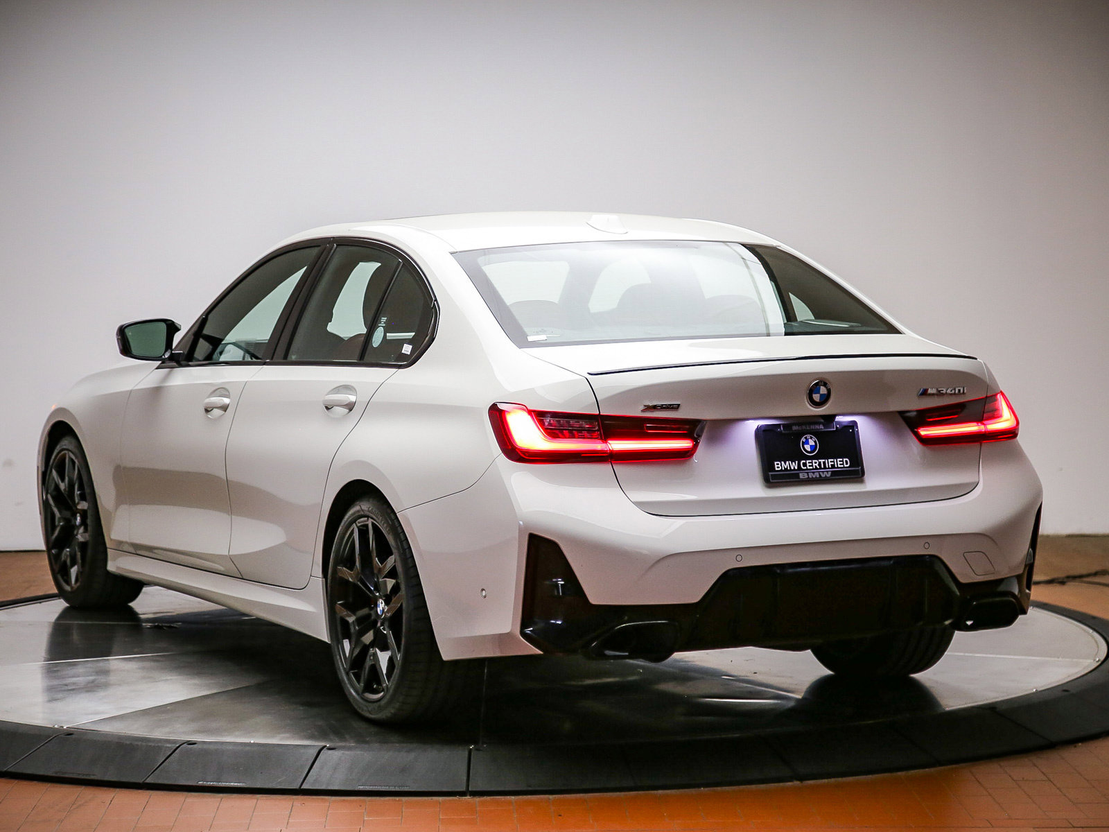 Certified 2025 BMW M340i xDrive AWD/4WD image 2