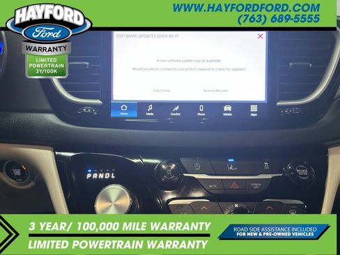 Used 2022 Chrysler Pacifica Touring-L FWD image 18