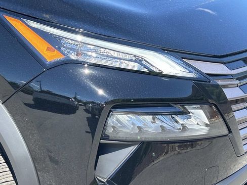 New 2026 Nissan Rogue SV FWD image 10