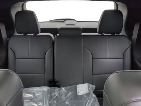 New 2026 GMC Acadia Elevation w/ Black Edition FWD image 32