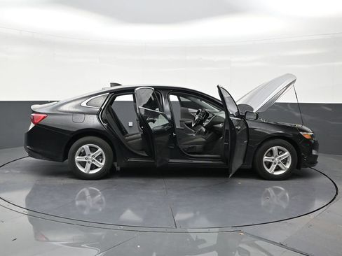 Used 2024 Chevrolet Malibu LS FWD image 29