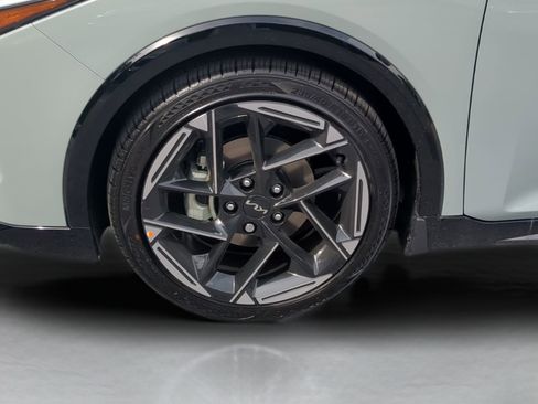 New 2025 Kia K4 GT-Line w/ GT-Line Premium Package FWD image 24