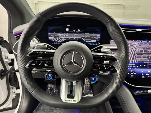 Used 2024 Mercedes-Benz EQS AMG 4MATIC image 32