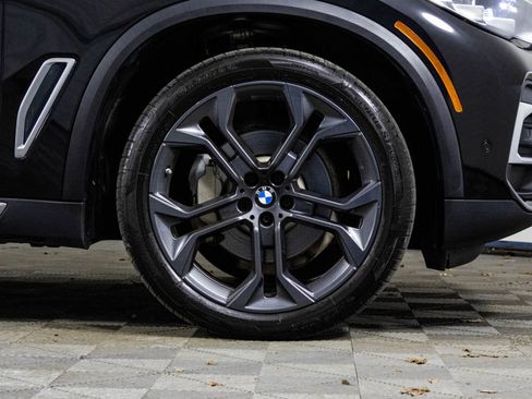 Used 2022 BMW X5 xDrive40i AWD/4WD image 43