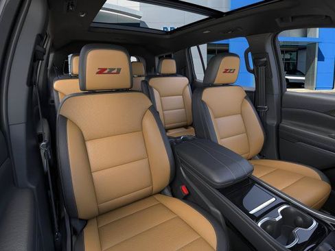 New 2027 Chevrolet Traverse Z71 w/ Enhanced Driving Package AWD/4WD image 40