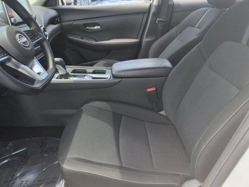 Used 2025 Nissan Sentra SV FWD image 24
