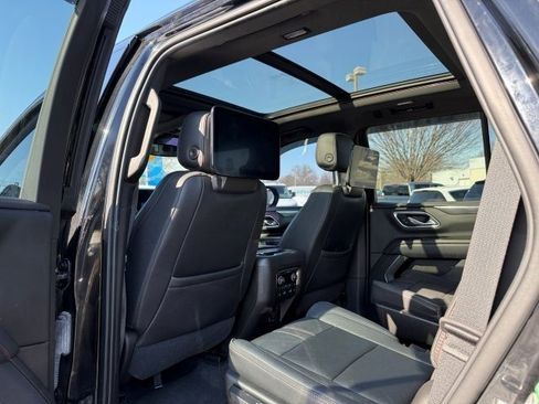 Used 2021 Chevrolet Tahoe RST image 16