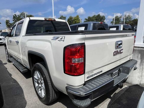 Used 2014 GMC Sierra 1500 SLE w/ SLE Value Package AWD/4WD image 3