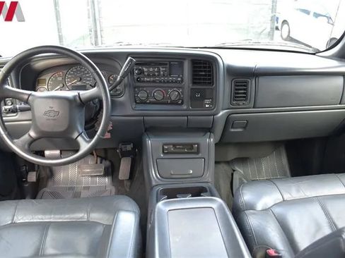 Used 2002 Chevrolet Silverado 2500 LS w/ Electrical Convenience Pkg AWD/4WD image 12