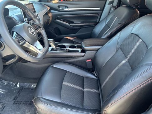 Certified 2023 Nissan Altima 2.5 SR image 19