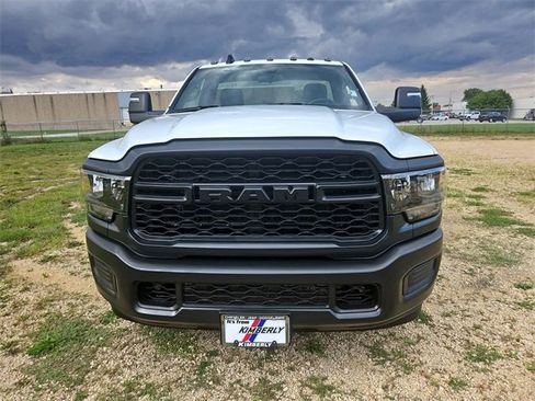 New 2024 RAM 3500 Tradesman image 34