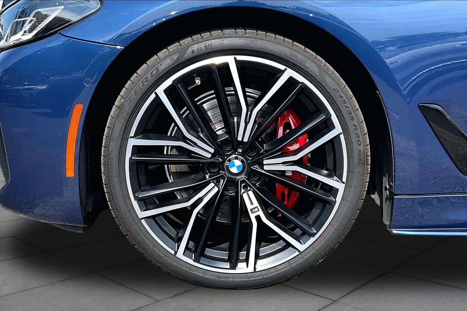 Used 2023 BMW 530i w/ M Sport Package RWD image 11
