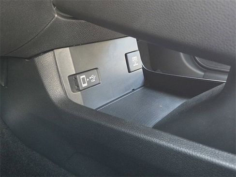 Used 2019 Honda Civic Sport image 17