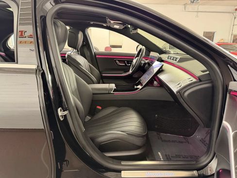 Used 2023 Mercedes-Benz S 500 4MATIC image 44