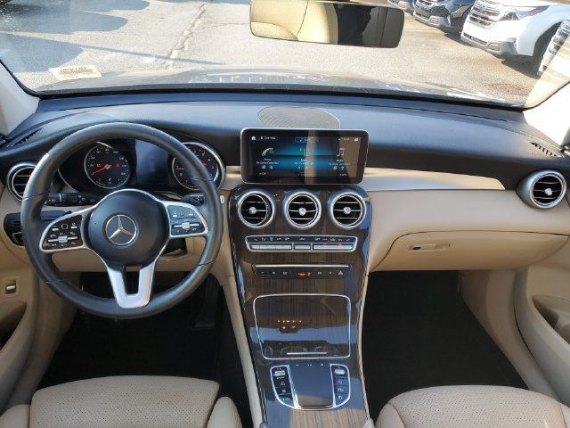 Used 2021 Mercedes-Benz GLC 300 image 9