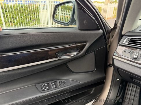 Used 2011 BMW 750i RWD image 65