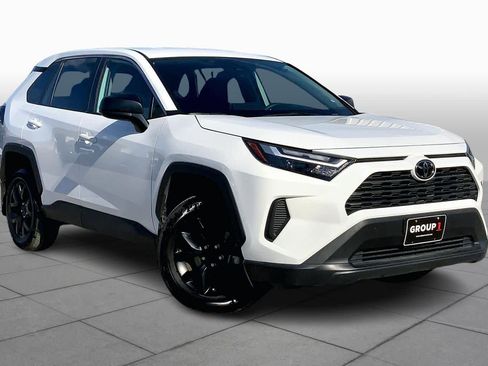 Used 2024 Toyota RAV4 LE image 2