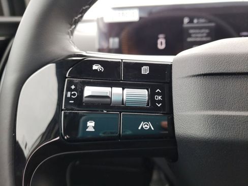 New 2026 Kia Sorento LX FWD image 13