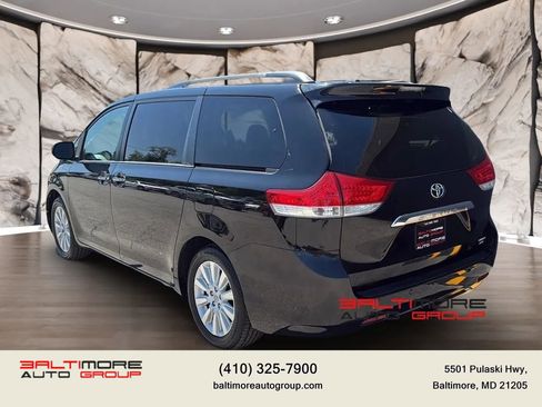 Used 2013 Toyota Sienna Limited w/ Premium Pkg AWD/4WD image 6