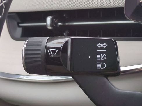 New 2025 Volvo EX90 Ultra w/ Protection Package Premier image 27