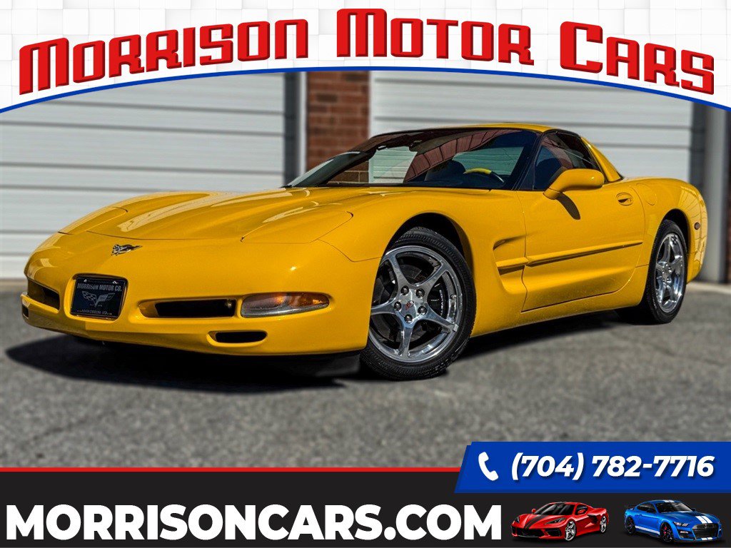 Used 2003 Chevrolet Corvette Coupe w/ Preferred Equipment Group RWD image 1