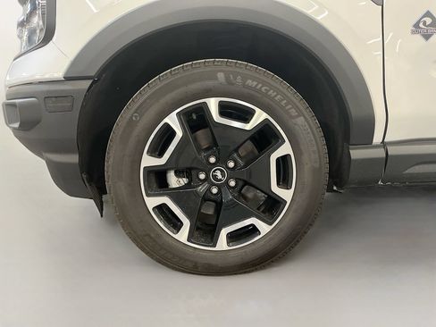Used 2024 Ford Bronco Sport Outer Banks w/ Tech Package AWD/4WD image 32