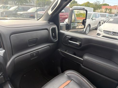 Used 2023 GMC Sierra 2500 AT4 w/ AT4 Preferred Package AWD/4WD image 22