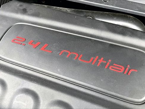Used 2020 Jeep Compass Trailhawk AWD/4WD image 34