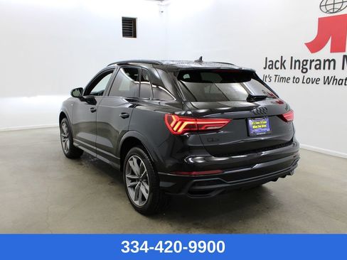 New 2025 Audi Q3 2.0T Premium image 3