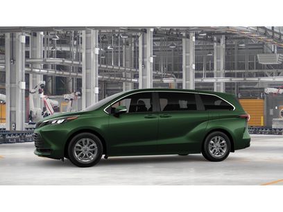 New 2026 Toyota Sienna LE