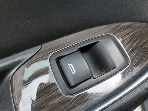 Used 2024 Chevrolet Malibu LT image 17